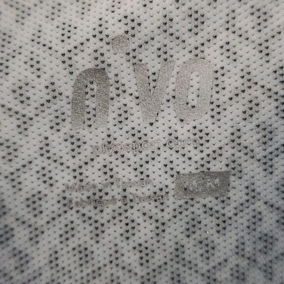 NVO athletic top. Long sleeves. Medium. Henley style. Geometric print. - Picture 3 of 9